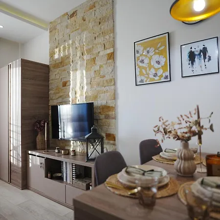 Vitadea Milmari Lägenhet *